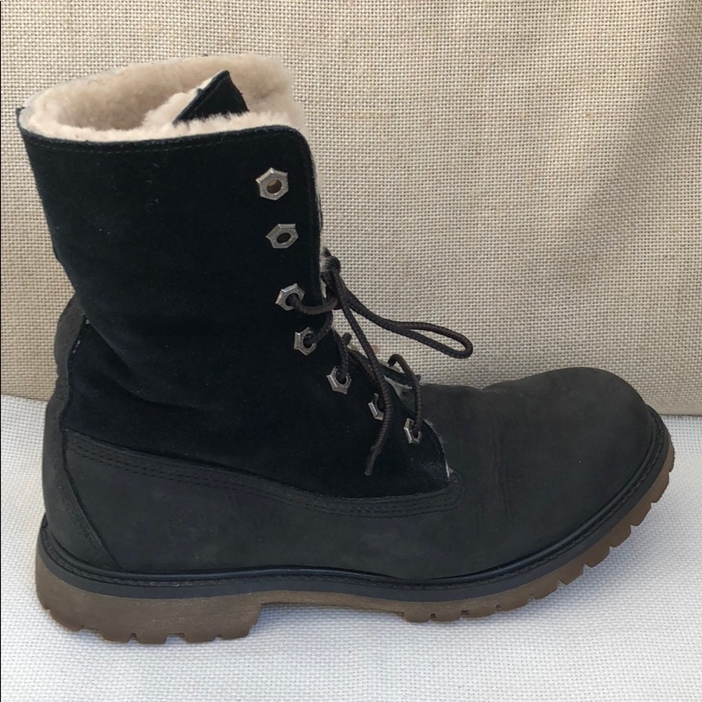 Timberland fold over black boots 8.5 M - Picture 2 of 6